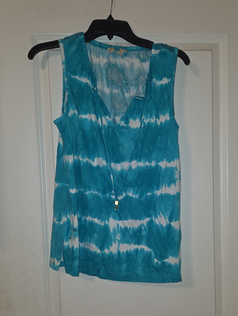 Michael Kors Teal and White Tie-Dye V-Neck Sleeveless Camisole